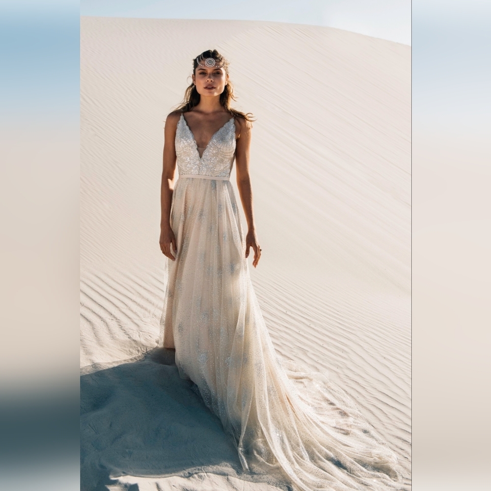 Catherine Deane Rumi Wedding Dress Size 6 NEW WITH TAGS